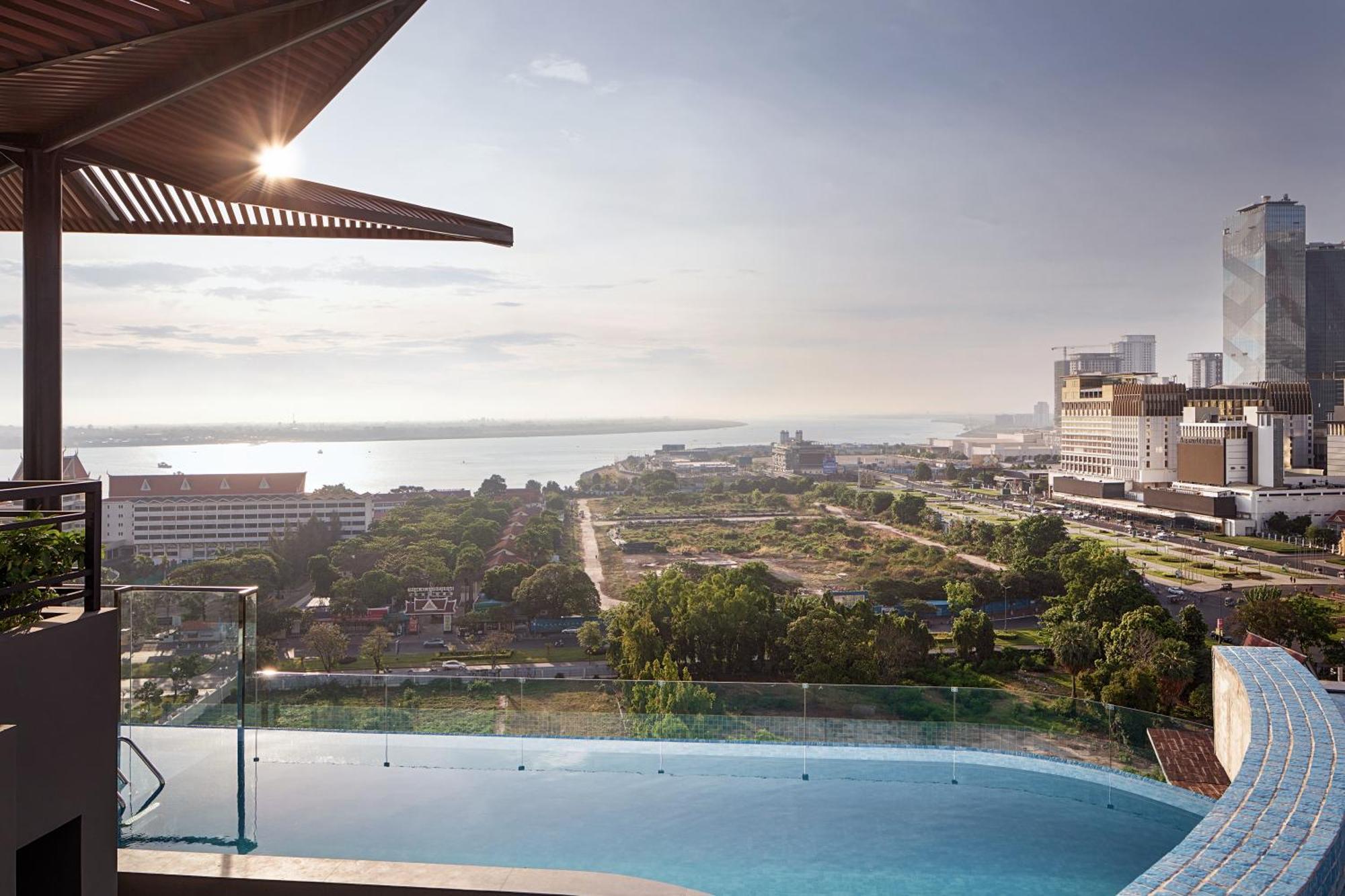 Chaiya Palace Hotel Phnom Penh Exteriör bild