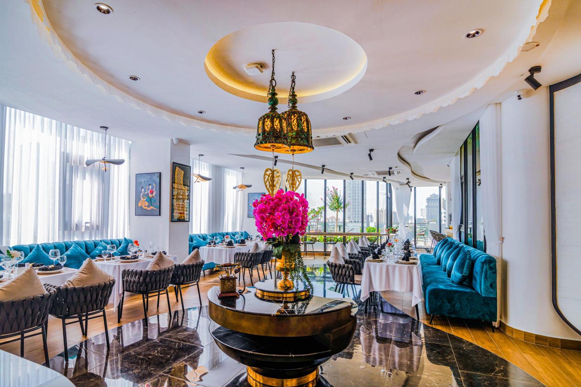 Chaiya Palace Hotel Phnom Penh Exteriör bild